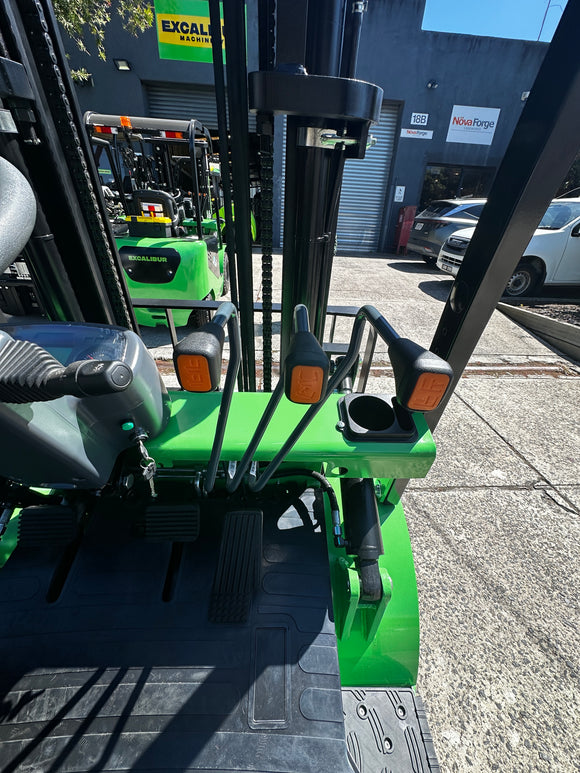 Excalibur K25D 2.5 Tonne Diesel Forklift